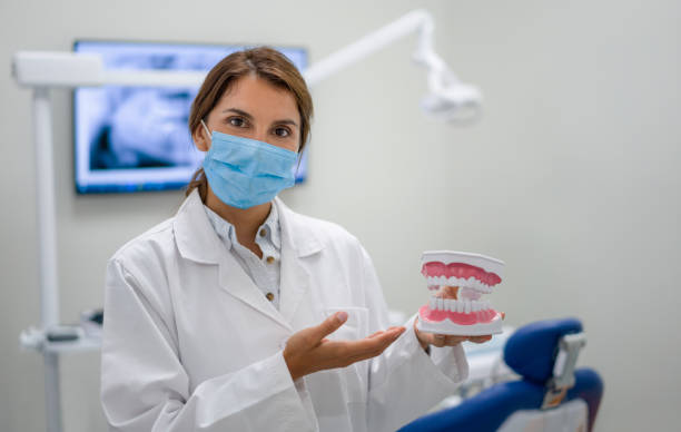 Best Emergency Tooth Extraction in Trafalgar, IN